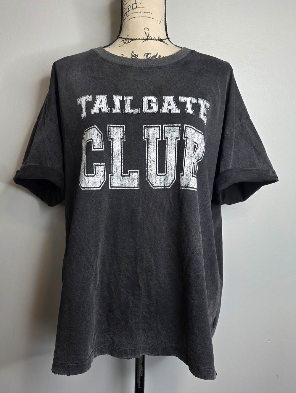 Tailgate Club Oversized Graphic Tee - Black with White Print Sz M